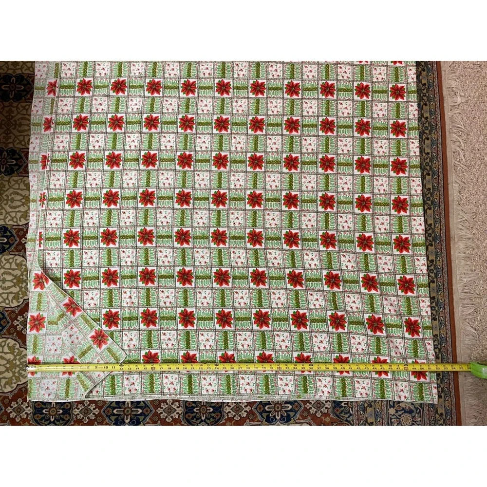 Vtg Christmas‎ Poinsettia Tablecloth Red Green White Rectangular 104 x 59